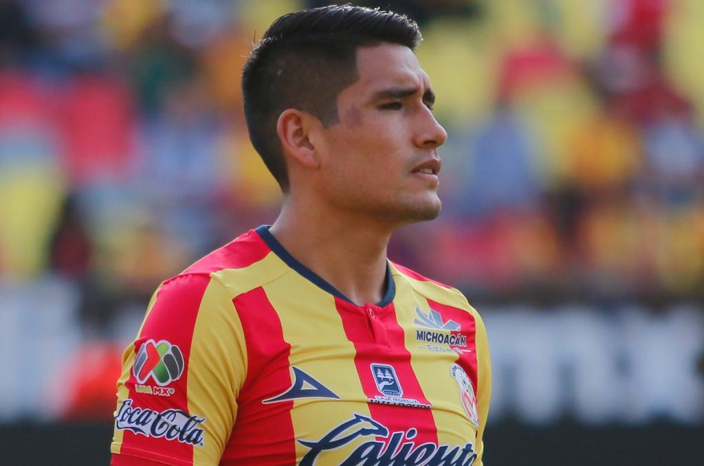 Irven Ávila en su paso con Monarcas Morelia, donde no pudo ser como Raúl Ruidíaz