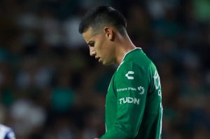 James Rodríguez se tambalea, pero no sería el único en irse de León
