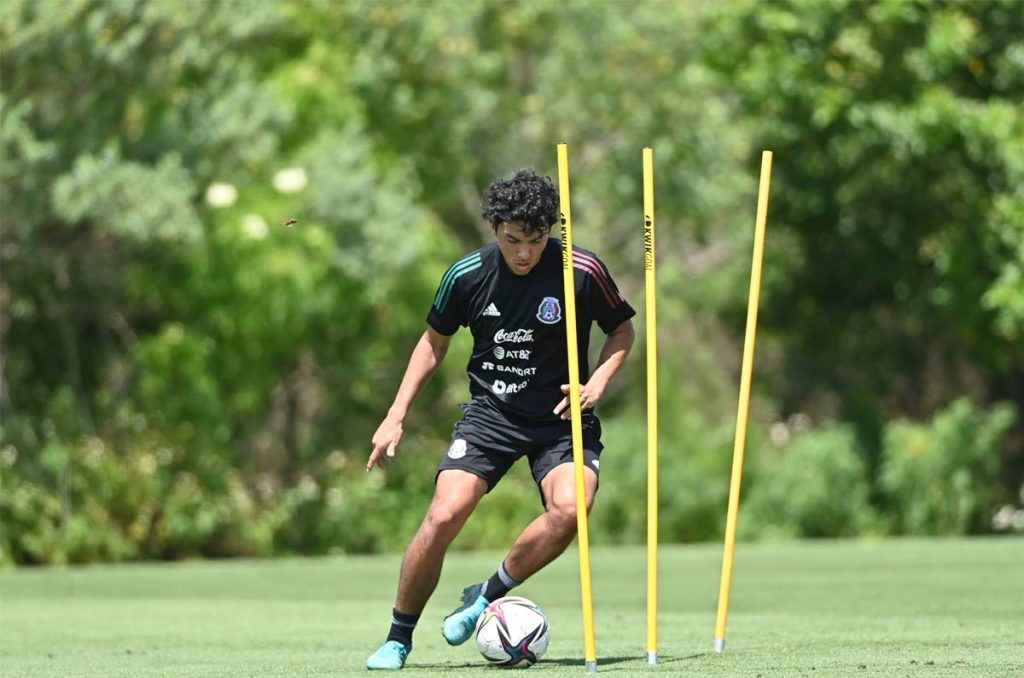 Jonathan Gómez se convertiría en refuerzo de las Chivas de Guadalajara