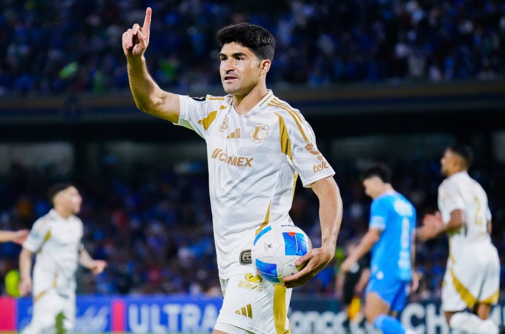Nicolás Ibáñez saldría de Tigres para concretar la llegada de Ángel Correa