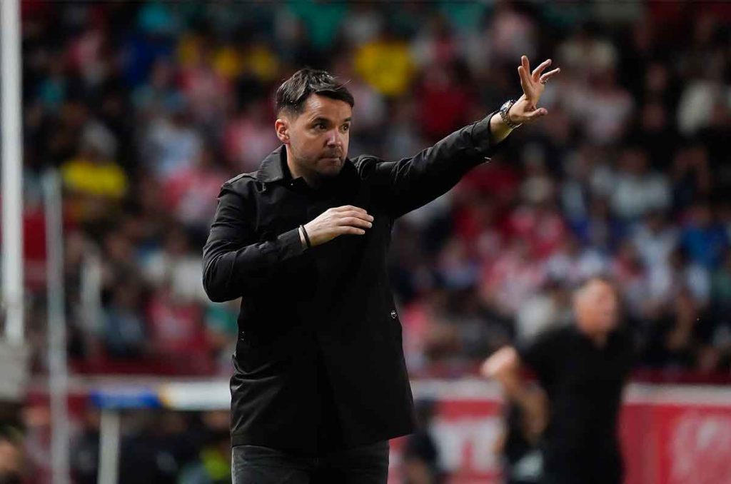 Nicolás Larcamón podría cumplir al Cruz Azul el sueño llamado Juan Dinenno 0