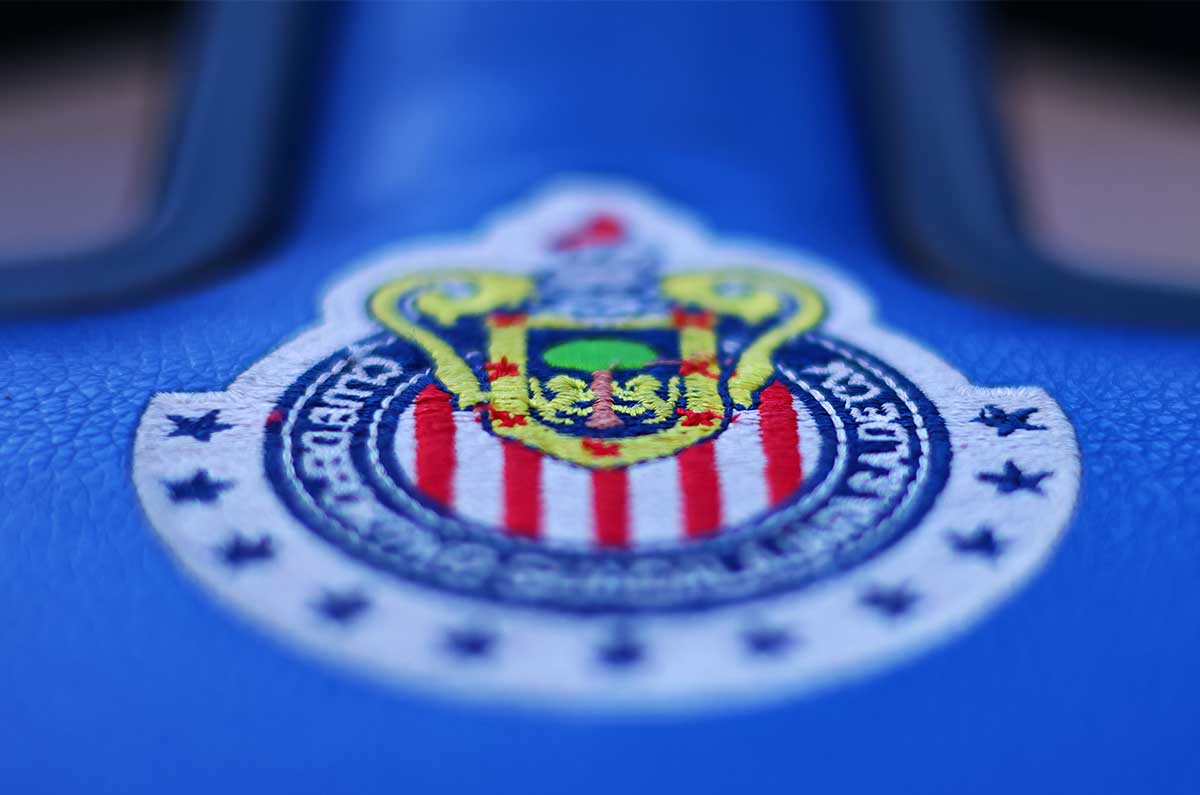 Tras la caída de Torrent, surgen nuevos candidatos para Chivas