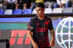 Xolos de Tijuana le pone precio a Efraín Álvarez