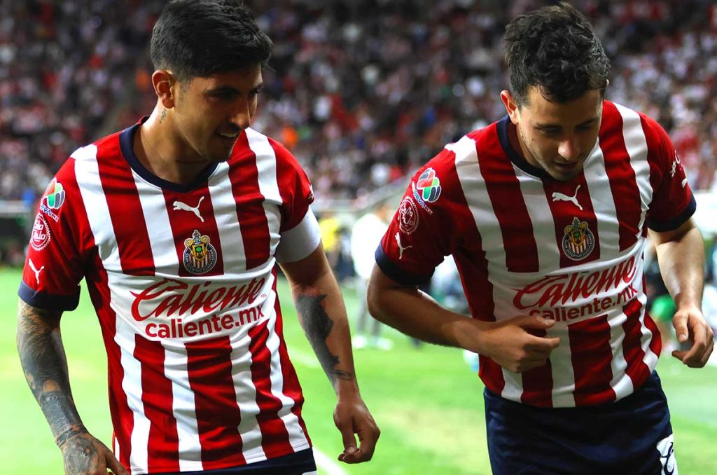 Alan Mozo y Víctor Guzmán llegaron a ser referentes en Chivas, pero han dejado de rendir