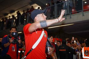 Alan Pulido confirmaría una ruptura en el vestidor en Chivas