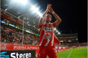Alejandro Mayorga, la clave para que llegue el bombazo de Chivas