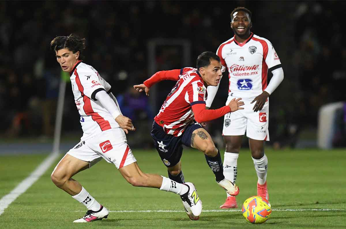 América roba a Chivas un fichaje en su flamante lateral
