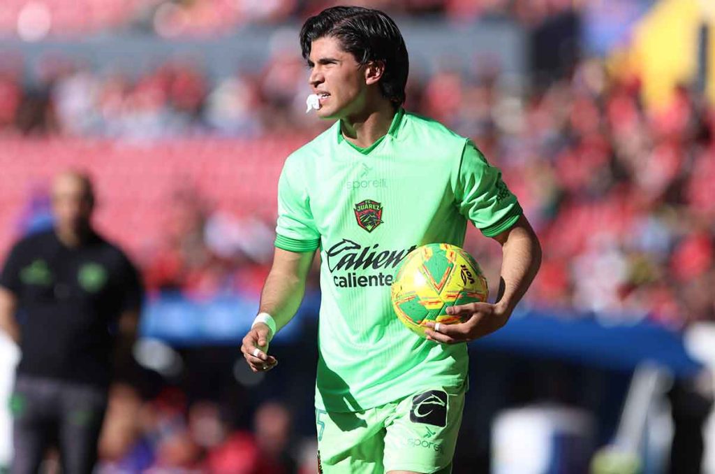 América roba a Chivas un fichaje en su flamante lateral 0
