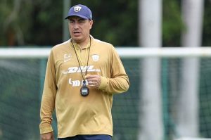 Pumas perdería otro titular de Efraín Juárez, ¡Se va a España!