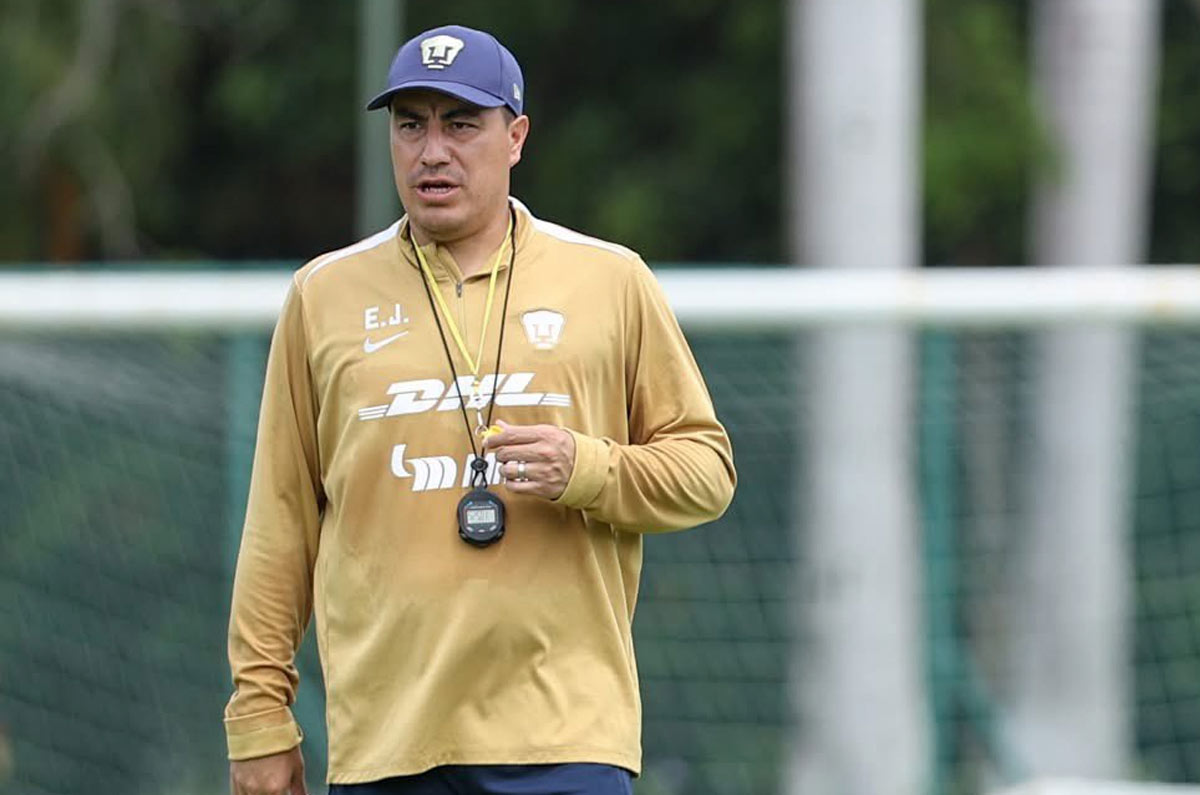 Pumas perdería otro titular de Efraín Juárez, ¡Se va a España!