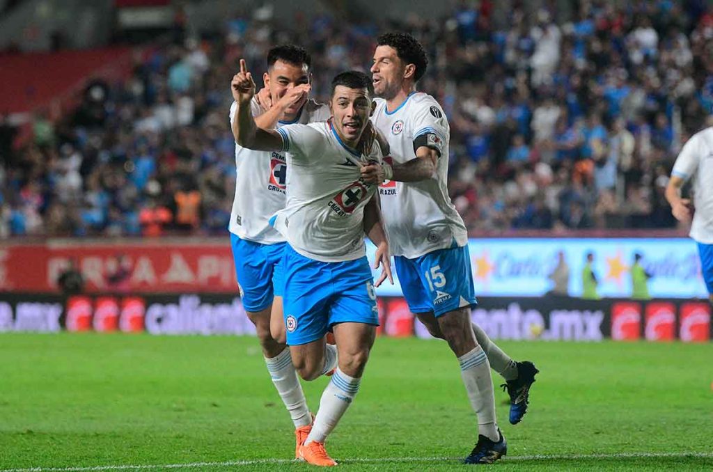 Cruz Azul, con una baja considerable en su mediocampo