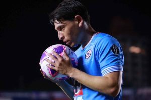 Cruz Azul regresaría el golpe de ‘Guti’ y buscará robar la bomba del verano de América
