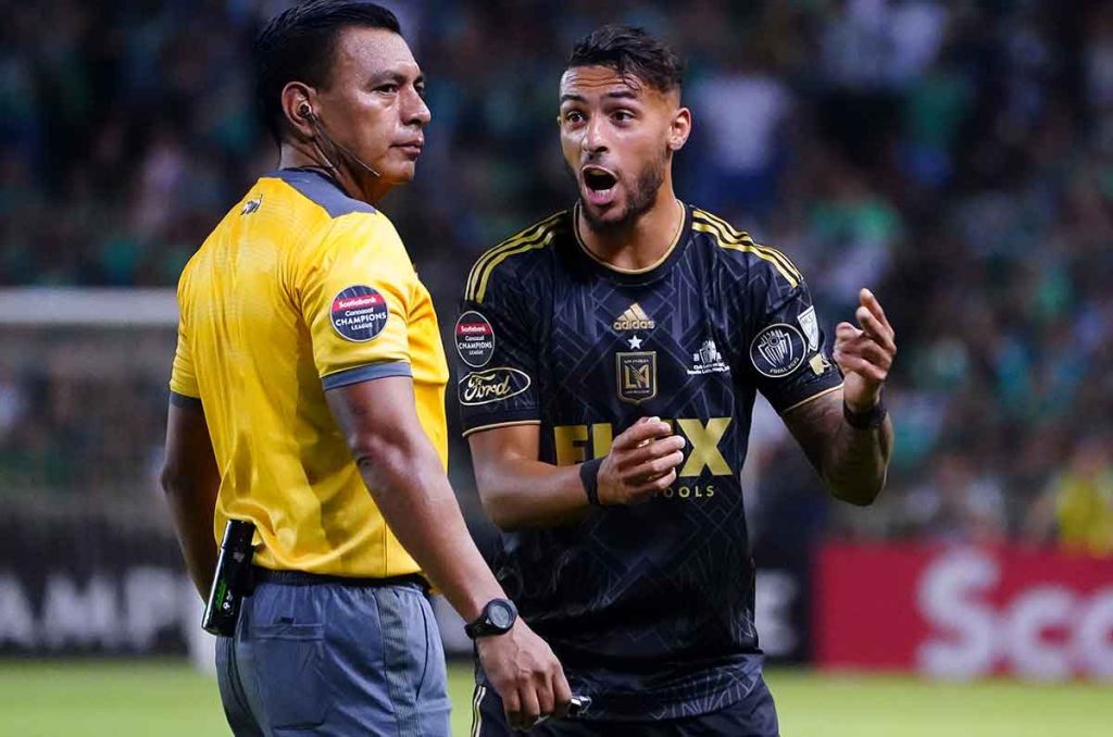 Denis Bouanga es el nuevo objetivo del América