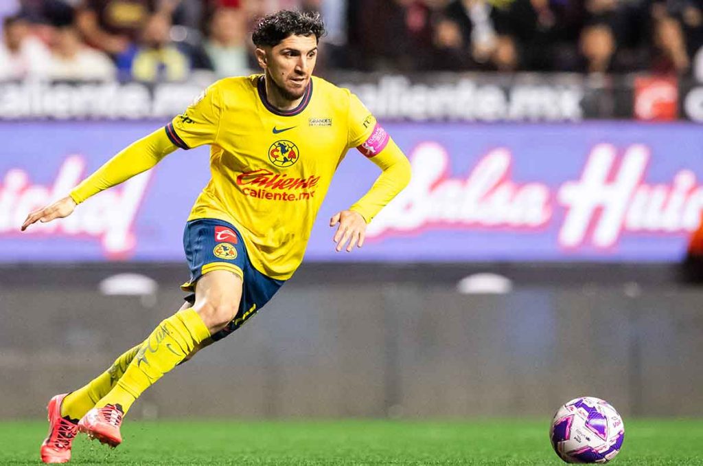 Diego Valdés rechaza Fortaleza de Brasil por la Pasión y Aguante de Argentina 0