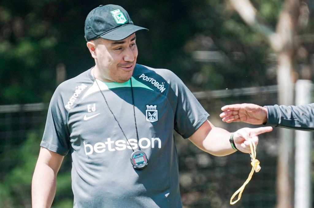 Efraín Juárez dejó grandes sensaciones en el Atlético Nacional de Colombia