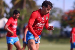 Este es el salario que gana Alan Mozo con Chivas