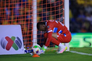 Sale nueva novia en Europa para Kevin Mier