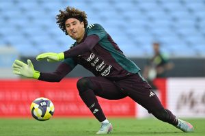 Guillermo Ochoa toma decisión sobre su futuro y un regreso a la Liga MX