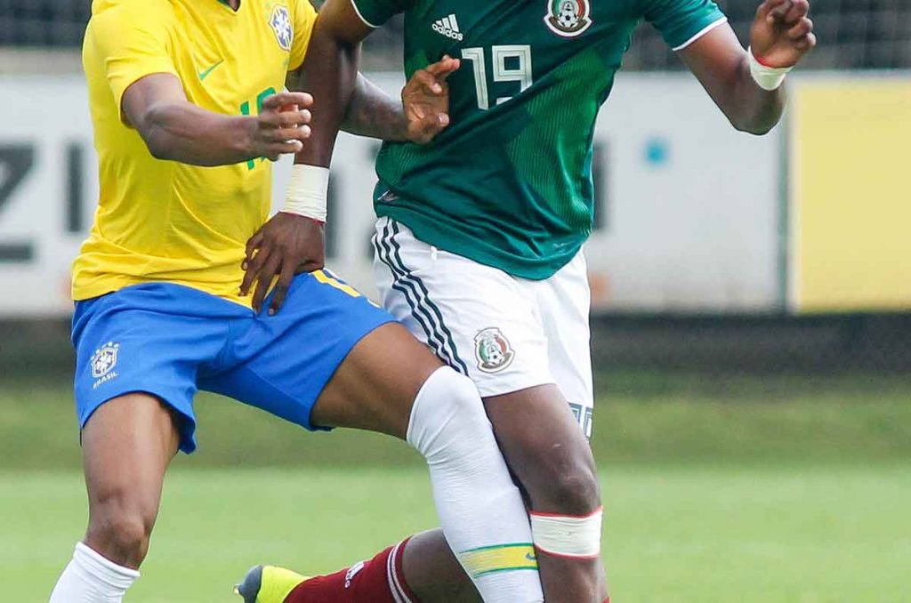 La eterna promesa de México encuentra acomodó fuera de la Liga MX