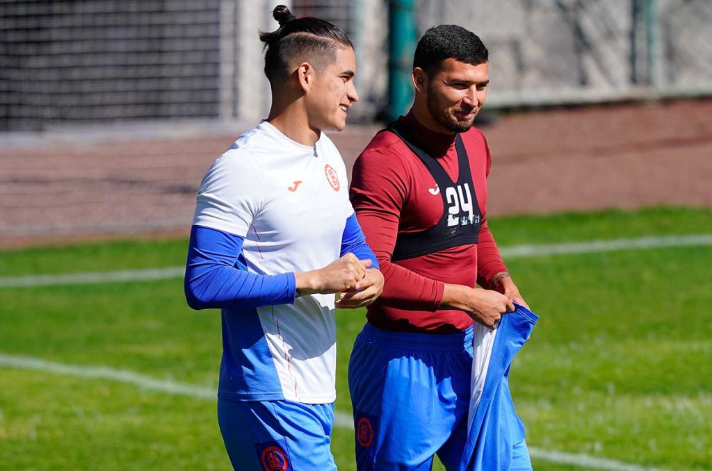 Los jugadores que podrían tener un segundo capítulo en Cruz Azul con Larcamón 0