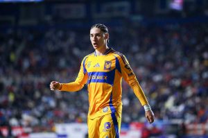 Marcelo Flores busca emular la historia de éxito de Igor Lichnovsky 