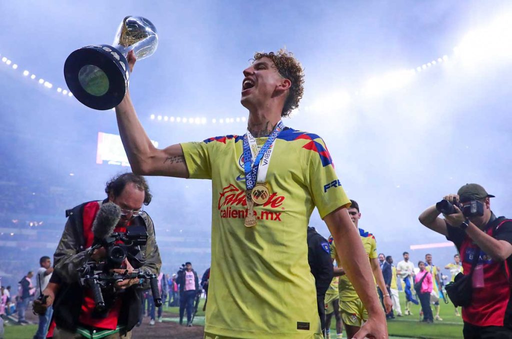 Marcelo Flores busca emular la historia de éxito de Igor Lichnovsky 0