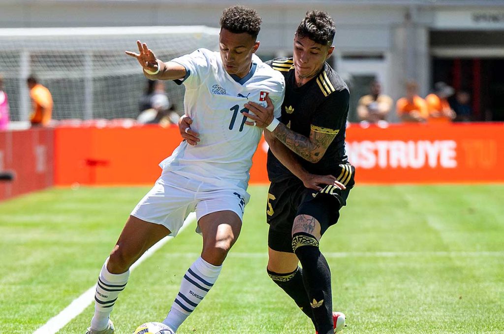 México cayó goleado 4-2 ante Suiza