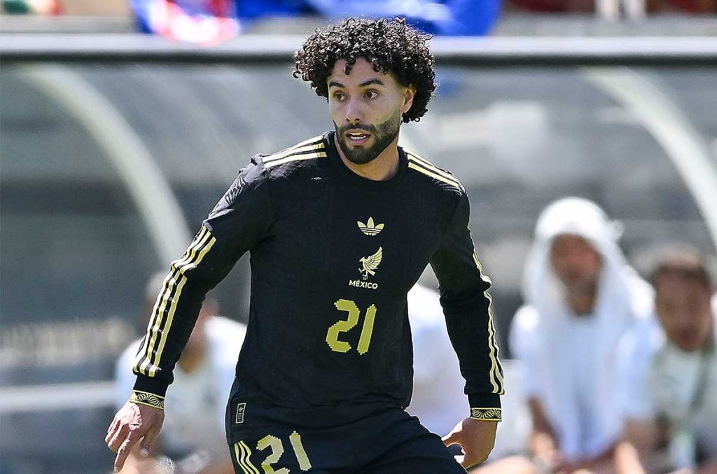 Mientras disputa la Cop Oro con México, 'Chino' Huerta vuelve al radar de Girona