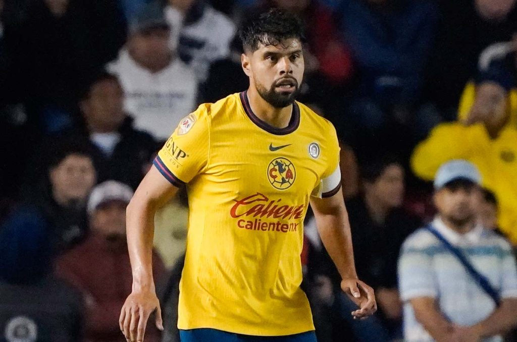 Por su alto salario, Néstor Araujo quiere quedarse en las Águilas del América