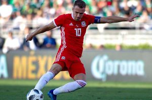Pumas pone a Aaron Ramsey como su bombazo para el Apertura 2025