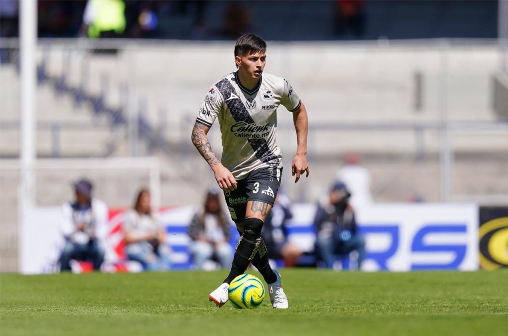 Sebastián Olmedo ya se fue de Puebla, pero seguirá cobrando su contrato