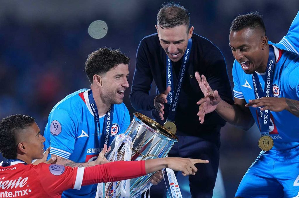 Vicente Sánchez dejó Cruz Azul tras ganar la Concachampions