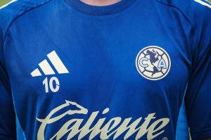 América presenta a su nuevo 10 tras la salida de Diego Valdés