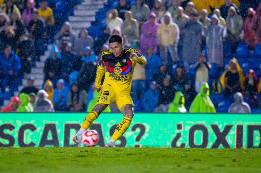 Brian Rodríguez quiere ser el jugador mejor pagado del club