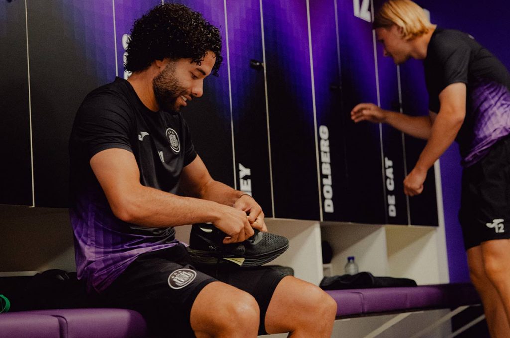 Chino Huerta entra nuevamente en actividad con el Anderlecht de Bélgica