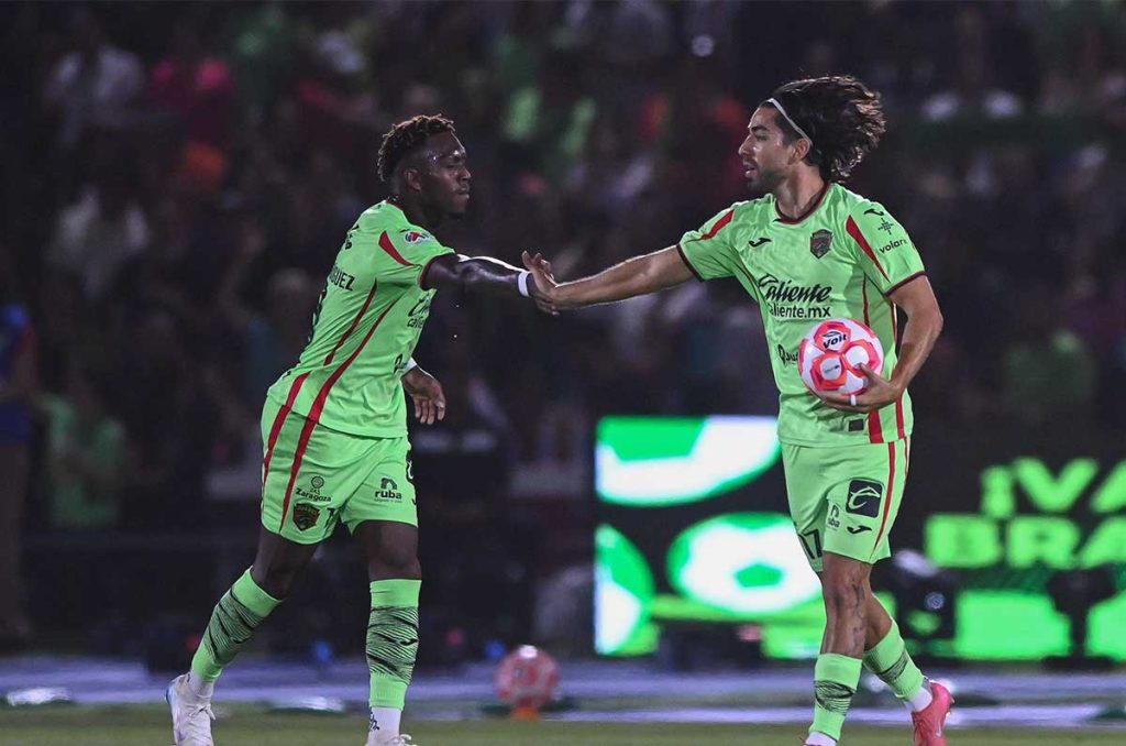 Con 9 minutos en Juárez, Rodolfo Pizarro superó sus estadísticas 0