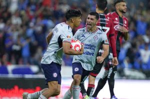 Con algunos cómplices, Cruz Azul empata ante Atlas inspirado en el inicio de torneo