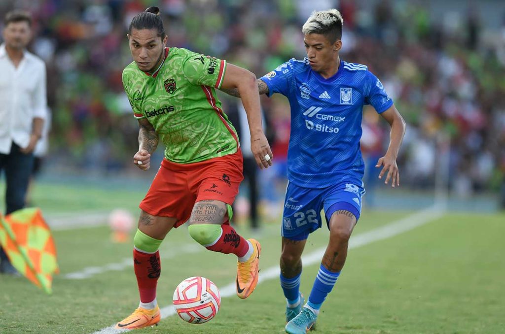 Con un memorable recuerdo al Puma Chávez, Juárez presenta a su bombazo del torneo 0