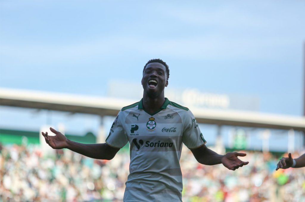 Djaniny Tavares es agente libre, tanto para la Liga MX como para Santos Laguna