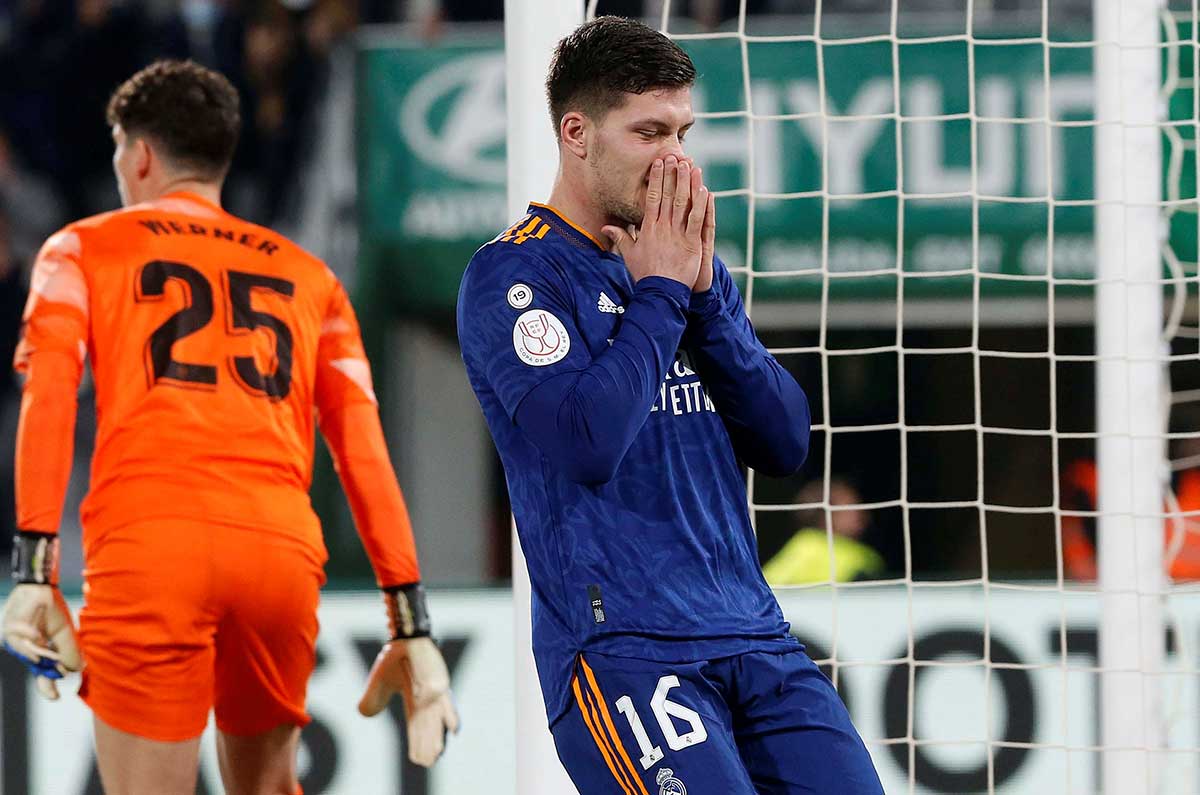 El equipo que se interpone entre Cruz Azul y Luka Jovic