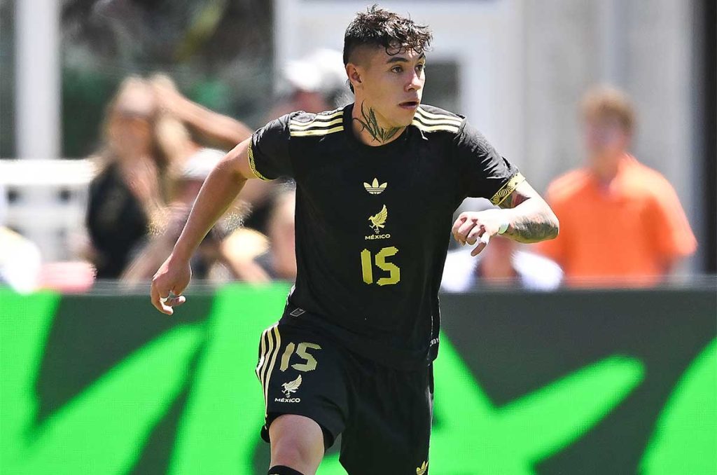 Emilio Lara fue convocado en la primera lista de la Copa Oro, y seguirá en Necaxa