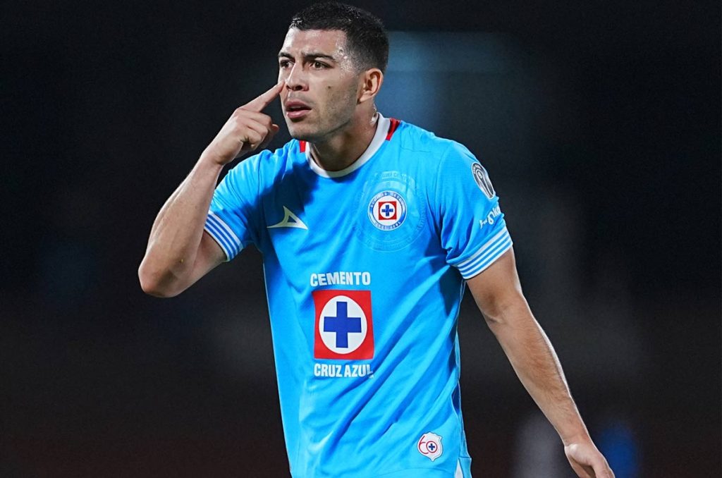 Erik Lira ya puede firmar un precontrato con otro club para irse totalmente gratis