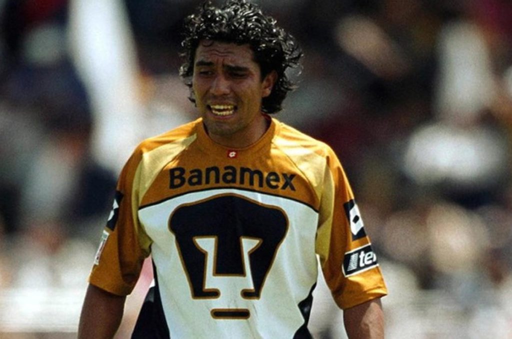 Esdras Rangel en su etapa como portero de los Pumas de la UNAM