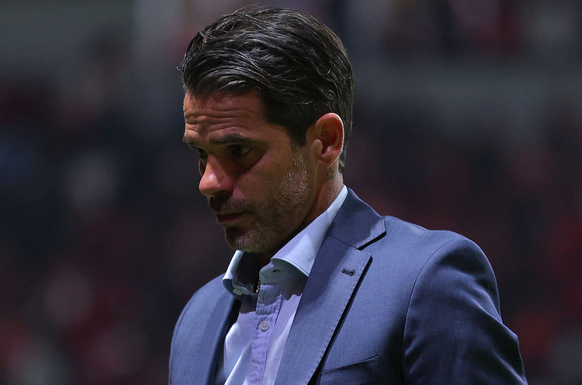 Fernando Gago ya está en Necaxa, pero sigue arrastrando a Boca Juniors