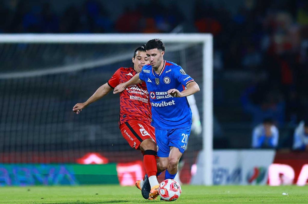 Ha comenzado el surgimiento de un nuevo ídolo en Cruz Azul en el Apertura 2025 0