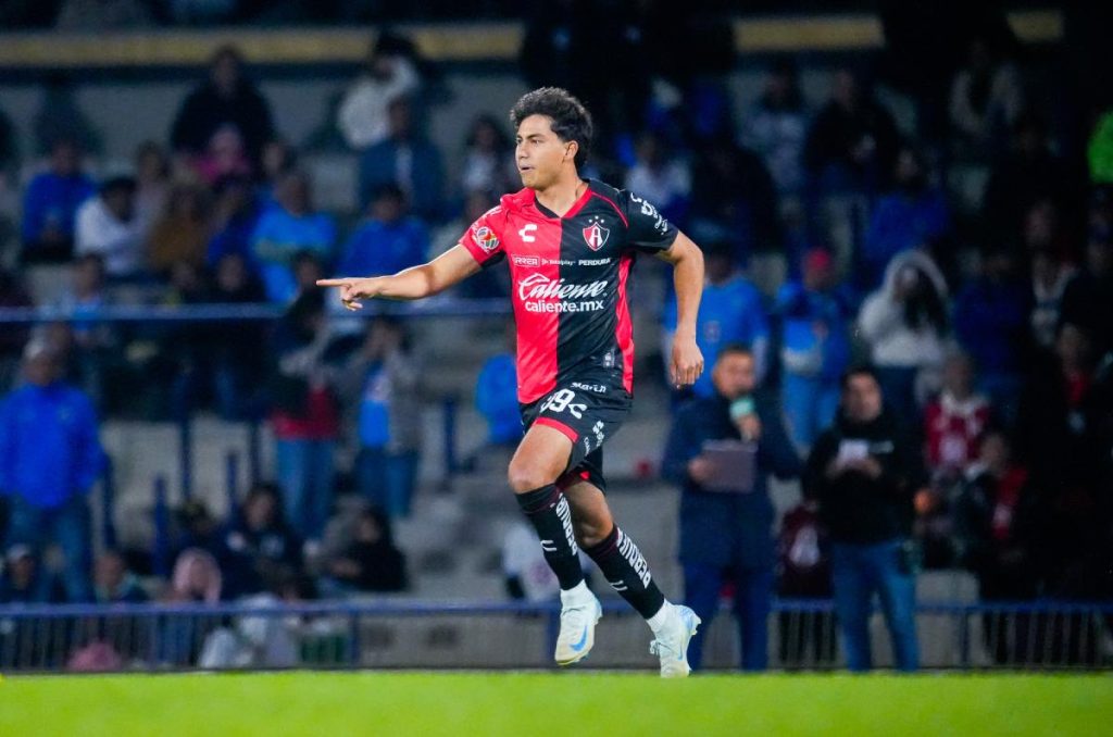 Jorge Guzmán deja las filas del Atlas para sumarse con Chivas