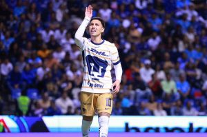 Leo Suárez; sin intenciones de dejar Pumas por el momento