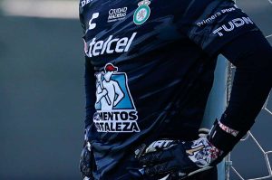 León tiene un nuevo portero que debutará ante Chivas
