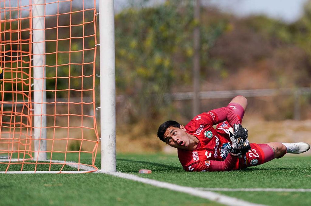 León tiene un nuevo portero que debutará ante Chivas 0