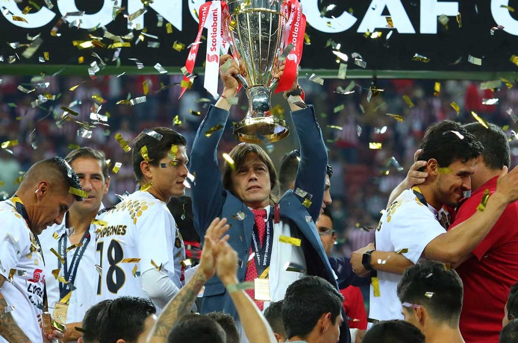 Matías Almeyda ganó cinco títulos con Chivas